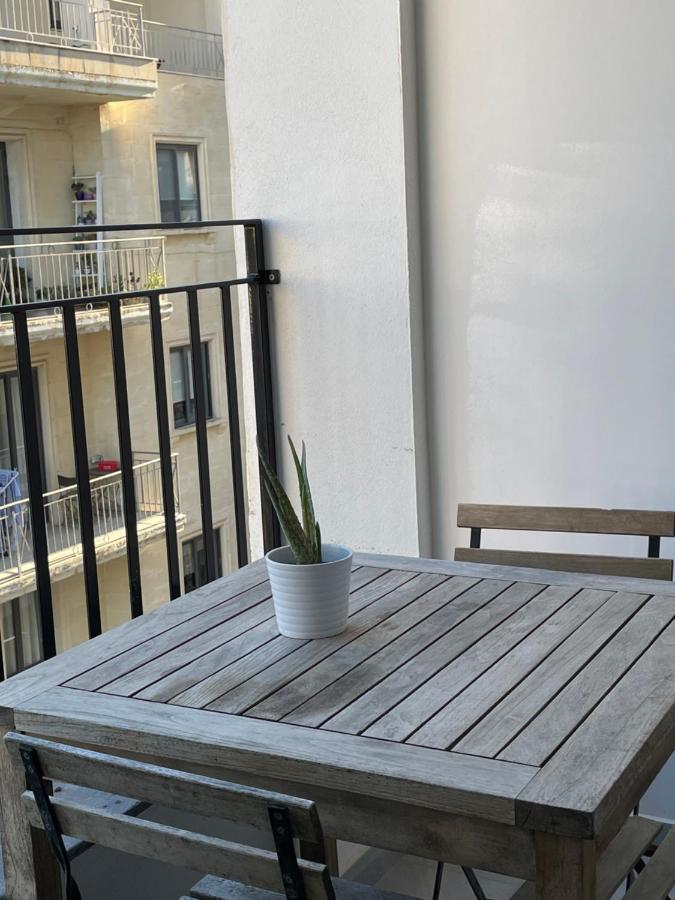 Spacious Seaview Sliema Apt, Steps From Valletta Ferry Bagian luar foto